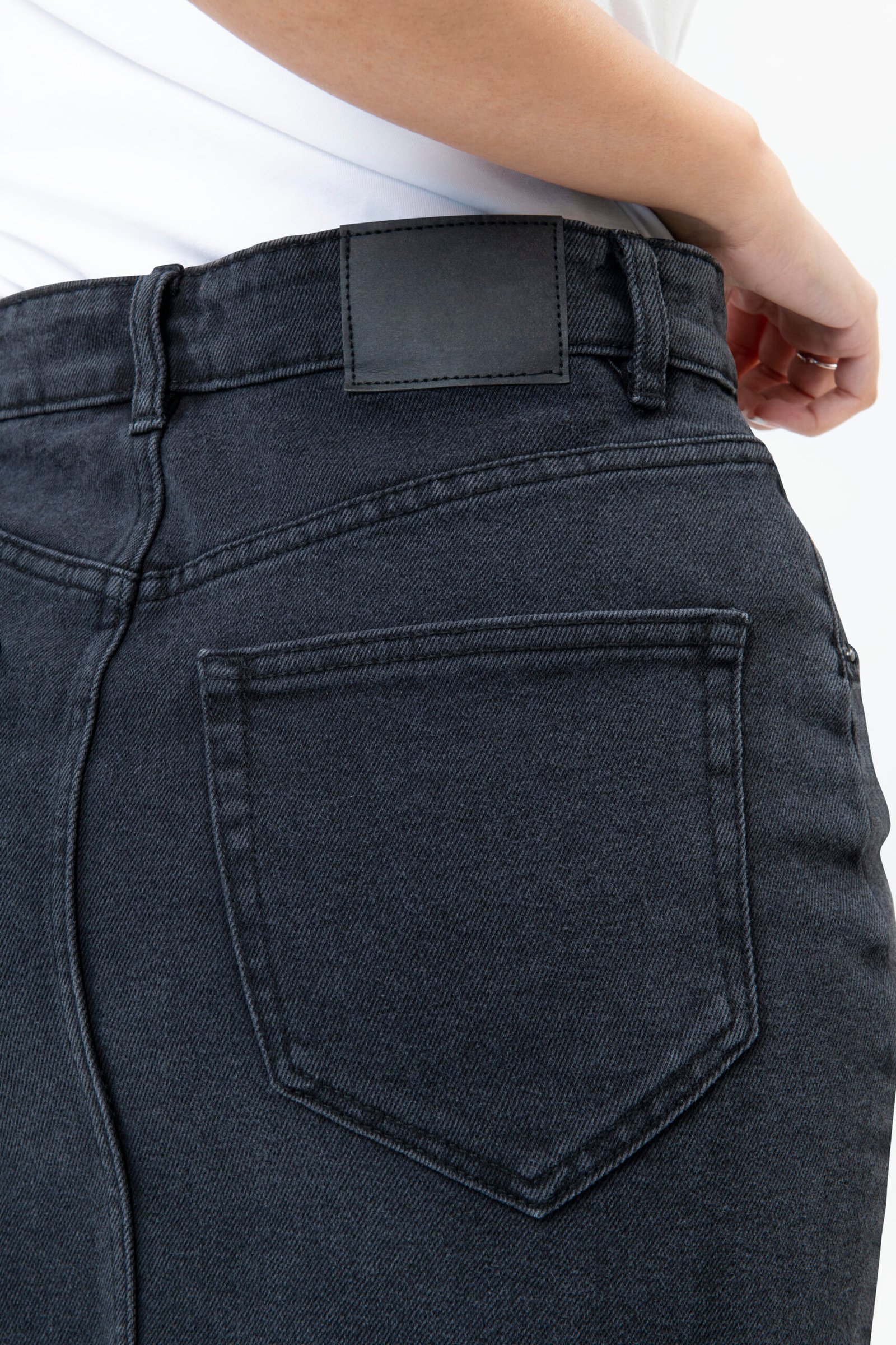 Mens shirts and pants wholesale in washermanpet black jeans scaled